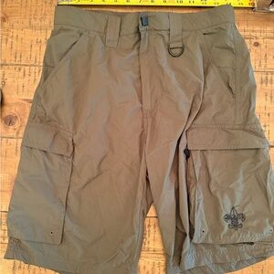 Men's Cargo Shorts in Brown